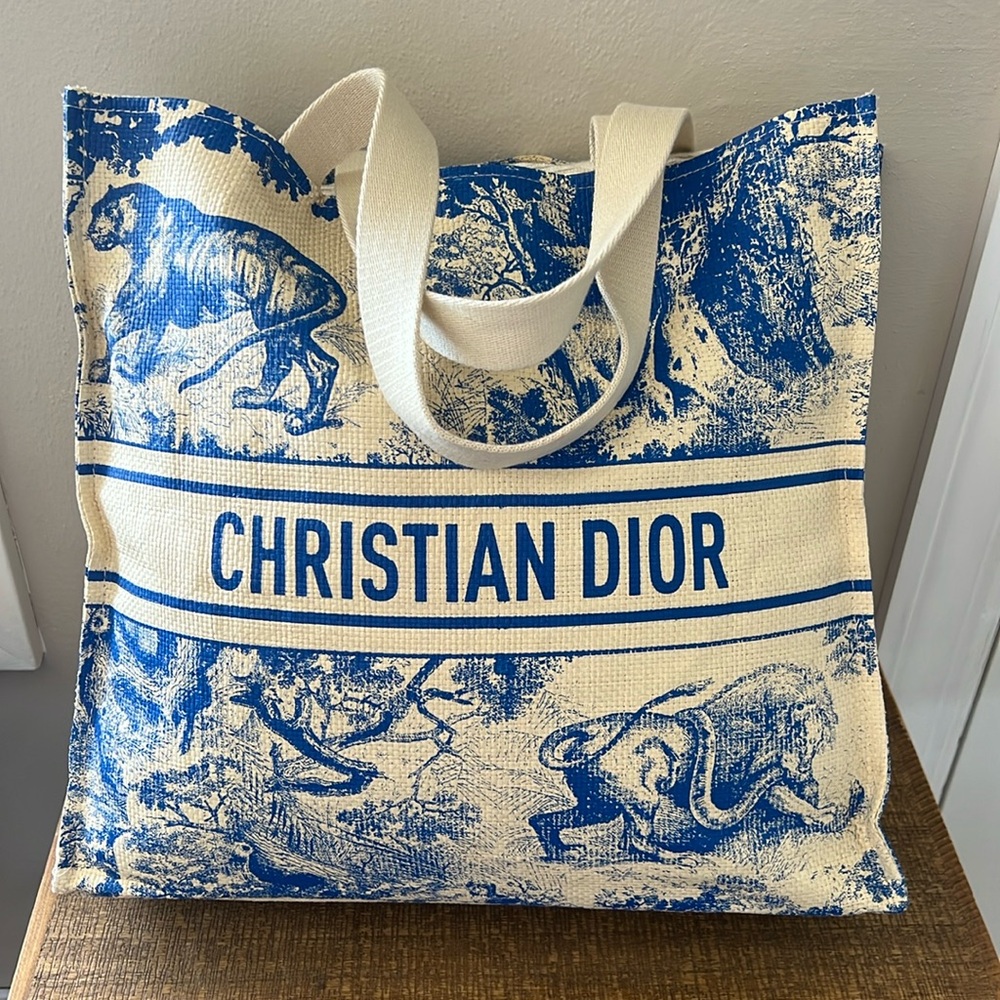 Dior Canvas Tote - Doirivera